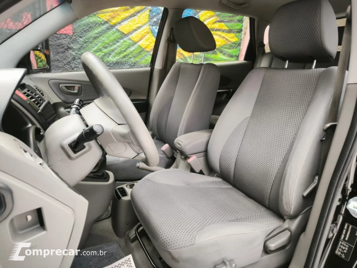 TUCSON 2.0 MPFI GLS 16V 143cv 2WD