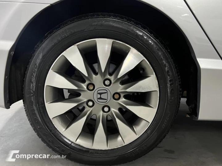 CIVIC 1.8 LXL 16V