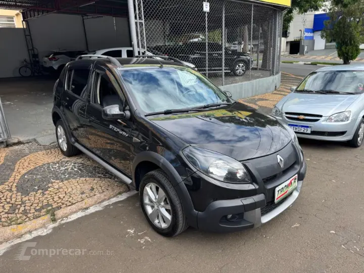 SANDERO STEPWAY Hi-Flex 1.6 16V 5p Aut.