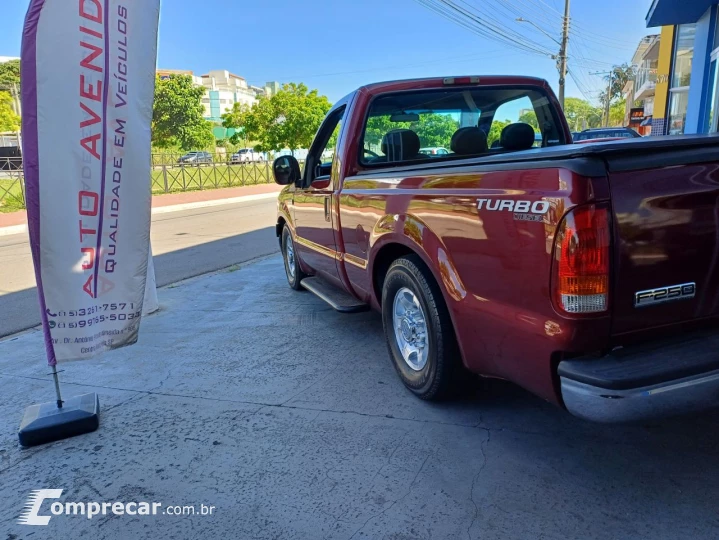 F-250 3.9 XL S SUPER DUTY CABINE SIMPLES DIESEL