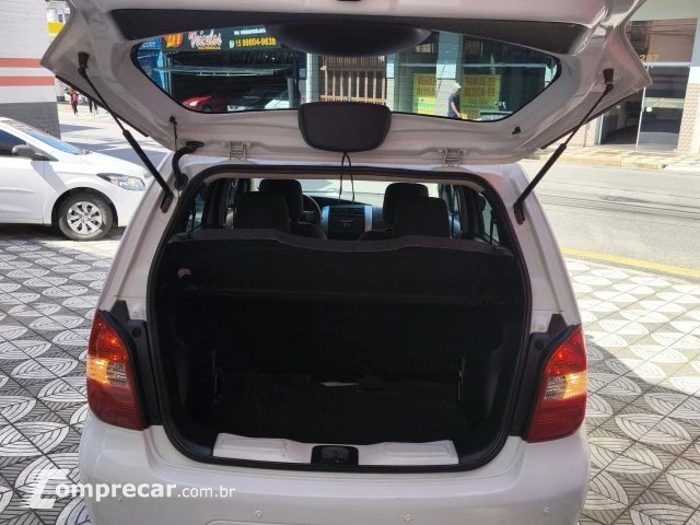 LIVINA - 1.8 S 16V 4P AUTOMÁTICO