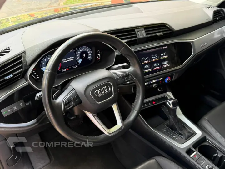 Q3 2.0 40 TFSI Prestige Quattro