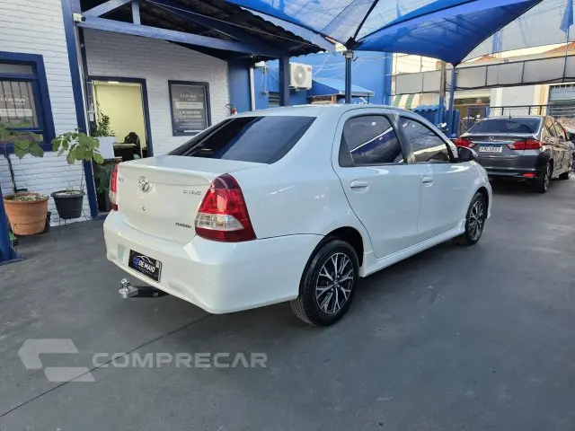 ETIOS SEDAN - 1.5 PLATINUM SEDAN 16V 4P AUTOMÁTICO