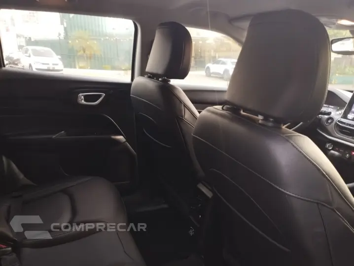 Compass 1.3 16V 4P FLEX LONGITUDE T270 TURBO AUTOMÁTICO