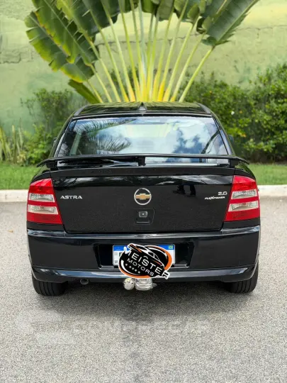 ASTRA 2.0 MPFI Advantage 8V