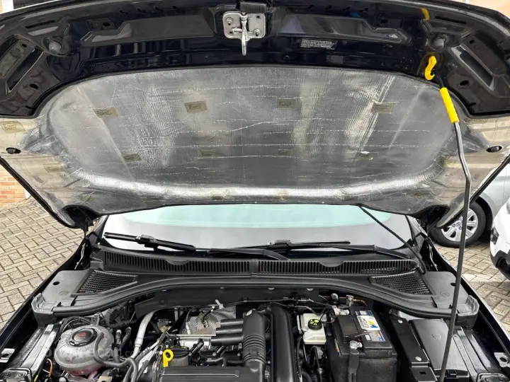 JETTA R-Line 250 TSI 1.4 Flex 16V Aut.