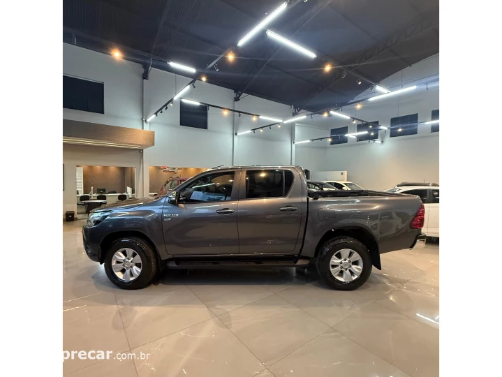 HILUX 2.7 SRV 4X2 CD 16V FLEX 4P AUTOMÁTICO
