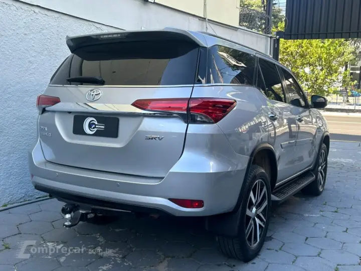 HILUX SW4 2.7 SRV 7 LUGARES 4X2 16V FLEX 4P AUTOMÁTICO