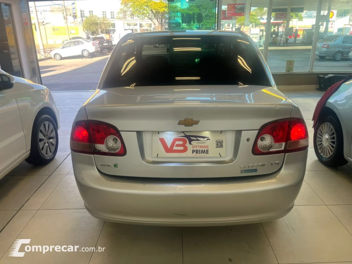CLASSIC 1.0 MPFI LS 8V FLEX 4P MANUAL