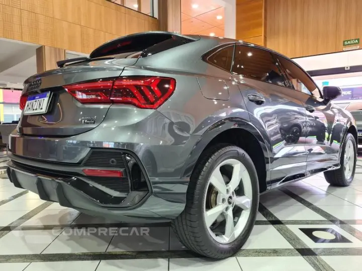 Q3 SPORTBACK TFSI PERFORMANCE QUATTRO