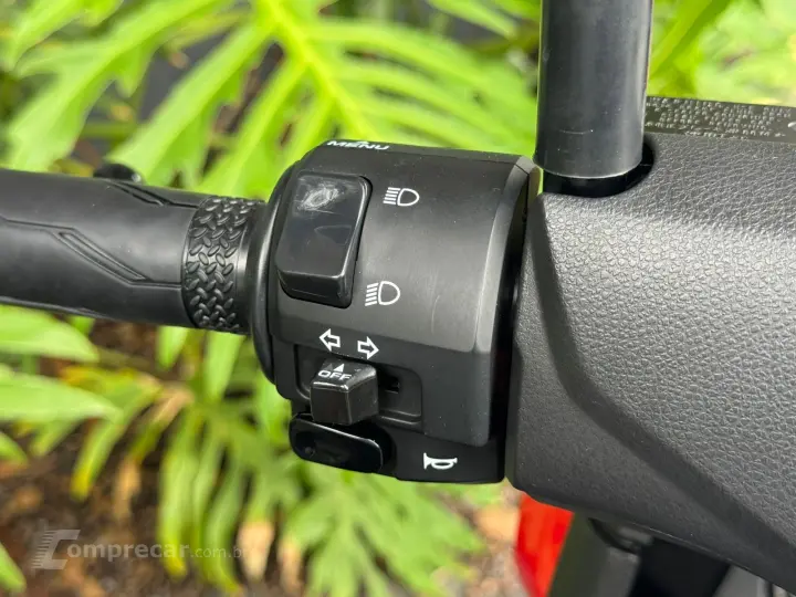 NMAX 160 ABS CONNECTED