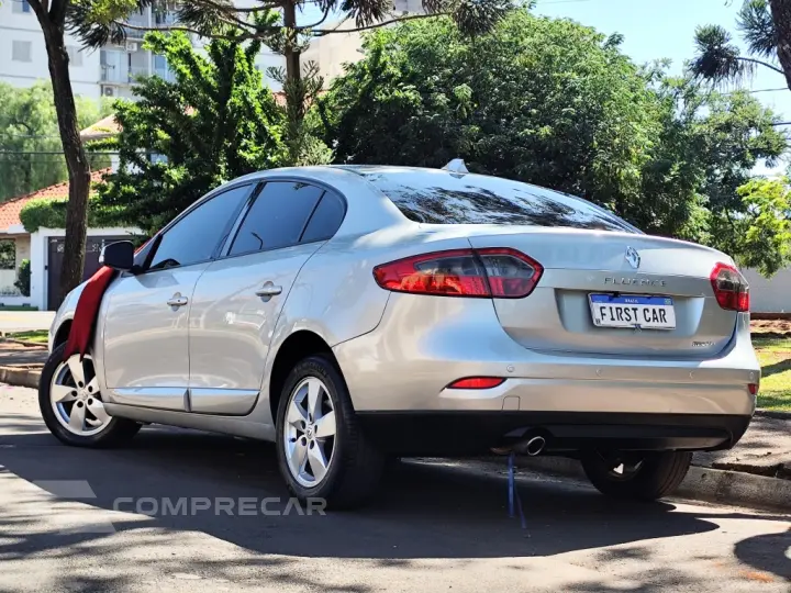 FLUENCE 2.0 DYNAMIQUE 16V FLEX 4P AUTOMÁTICO