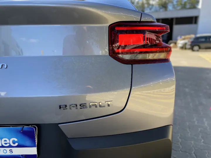BASALT 1.0 TURBO 200 FLEX SHINE CVT