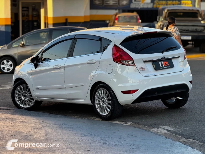 Fiesta TIT./TIT.Plus 1.6 16V Flex Aut.
