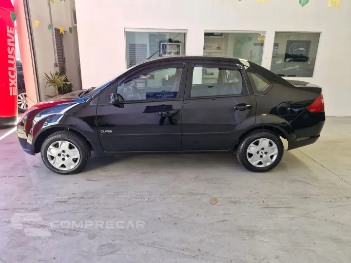 FIESTA 1.6 MPI Class Sedan 8V