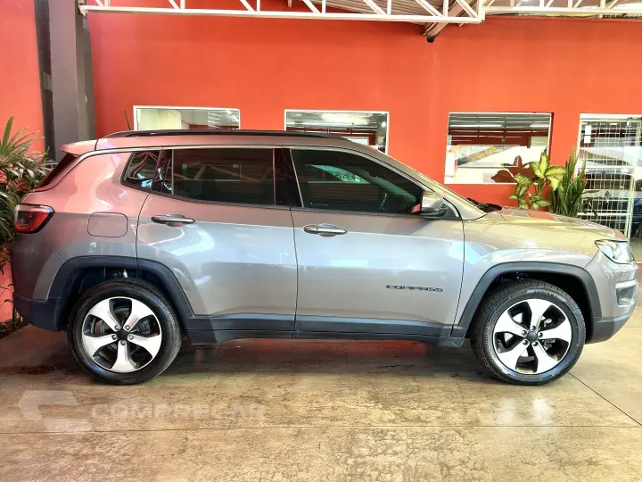 COMPASS 2.0 16V DIESEL LONGITUDE 4X4 AUTOMÁTICO