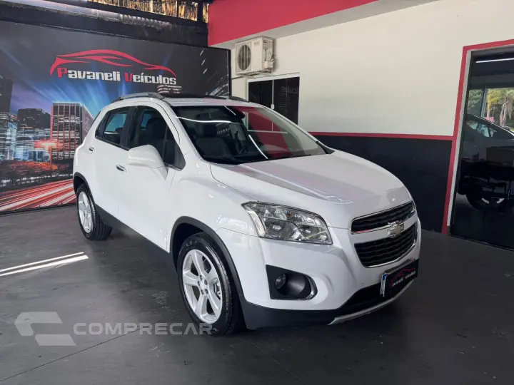 Tracker 1.8 LTZ com teto solar