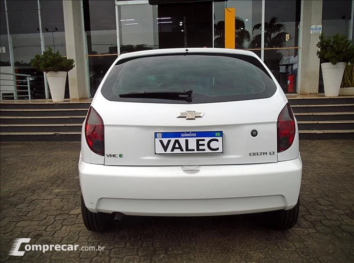 CELTA 1.0 MPFI LT 8V