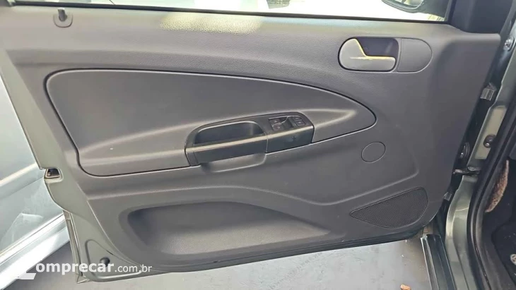 Gol 1.0 4P G5 FLEX