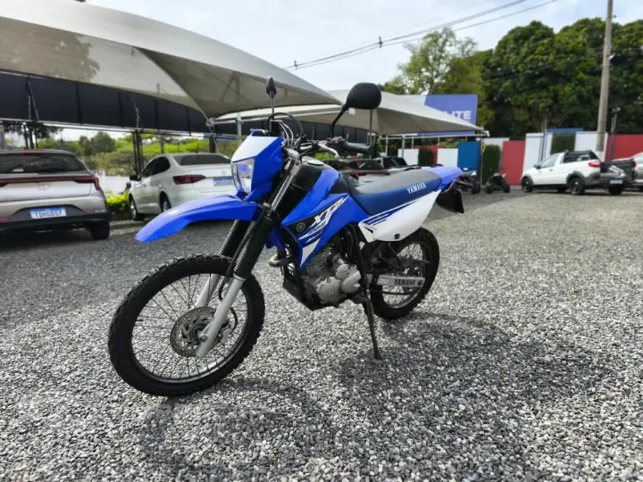XTZ 250 LANDER
