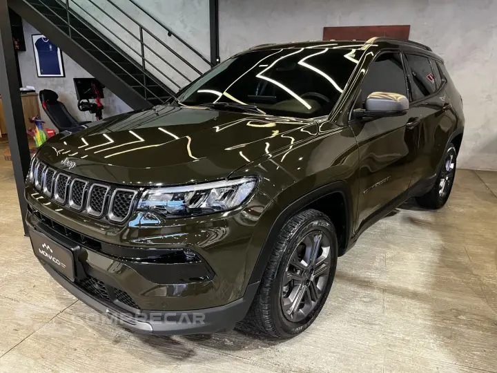 Compass 1.3 16V 4P FLEX LONGITUDE 80 ANOS T270 TURBO AUTOMÁT