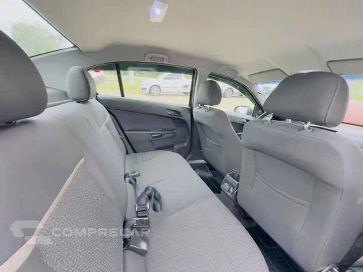 Vectra Sedan 2.0 4P EXPRESSION
