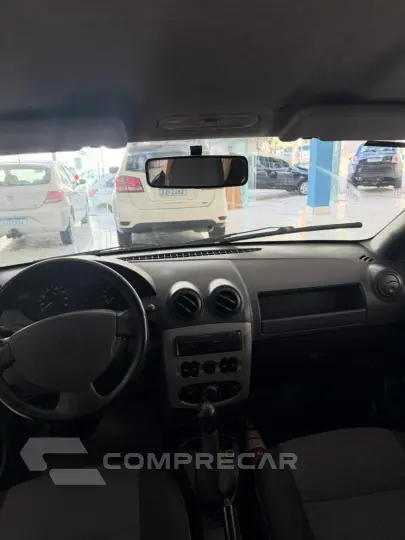 LOGAN 1.0 12V SCE Expression