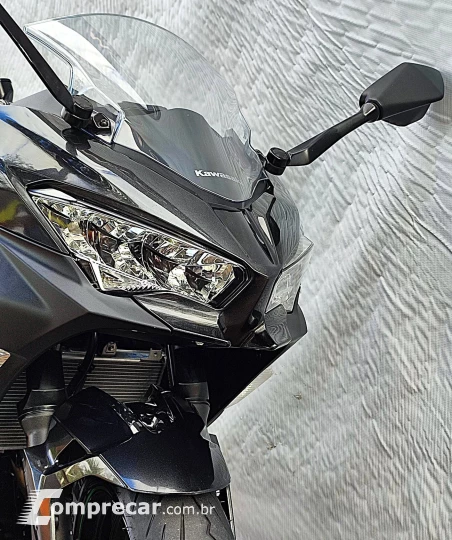 KAWASAKI NINJA 400