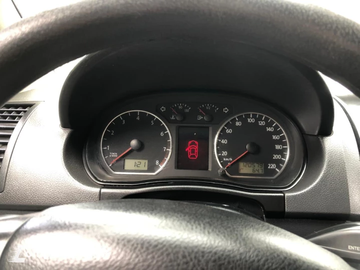 POLO SEDAN 1.6 MI Comfortline 8V