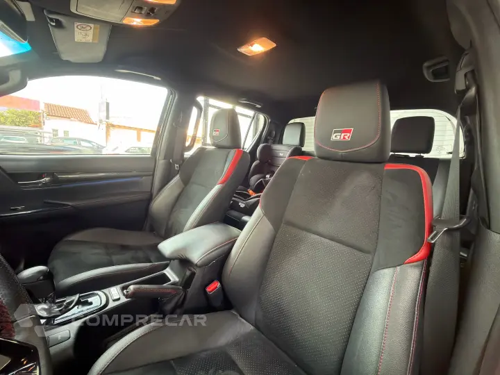 HILUX 2.8 D-4d Turbo CD Gr-s 4X4