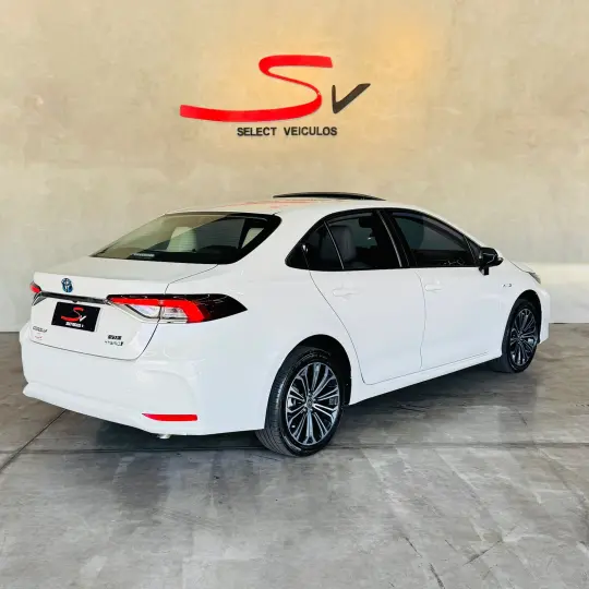 COROLLA 1.8 VVT-I Hybrid Altis Premium