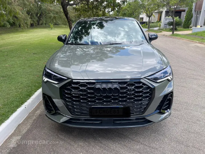 Q3 2.0 40 TFSI Sportback Performance Black Quattro