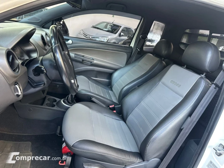 SAVEIRO 1.6 CROSS CE 16V FLEX 2P MANUAL