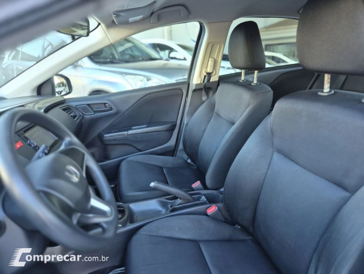 CITY Sedan LX 1.5 Flex 16V 4p Aut.