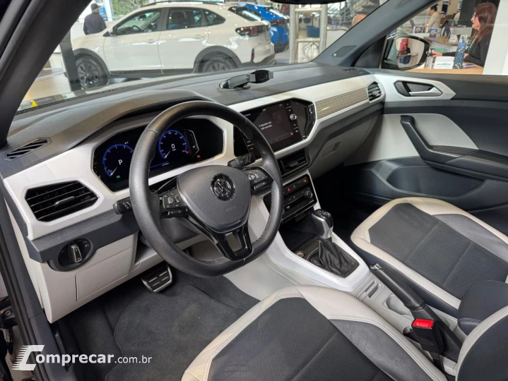 T-Cross 1.4 4P 250 TSI FLEX HIGHLINE AUTOMÁTICO