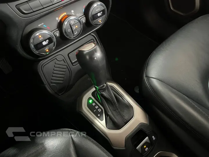 RENEGADE 1.8 16V Longitude