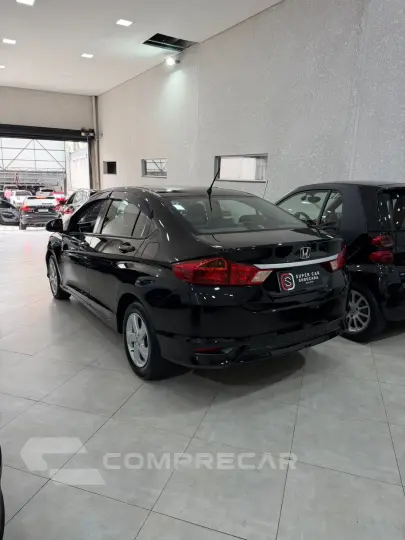 CITY 1.5 DX Sedan 16V