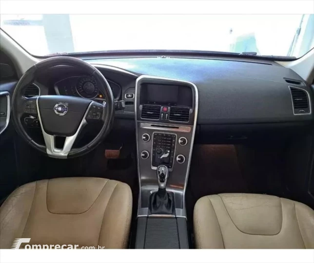 XC60 2.0 T5 KINETIC GASOLINA 4P AUTOMÁTICO