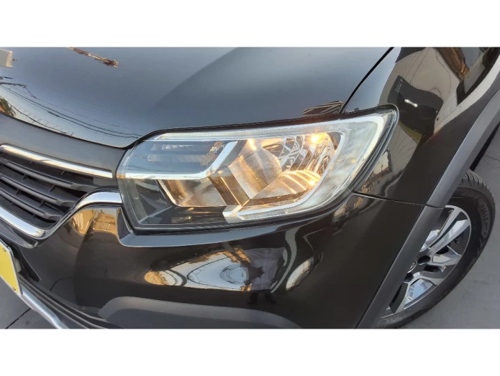 SANDERO 1.6 16V SCE FLEX STEPWAY ICONIC X-TRONIC