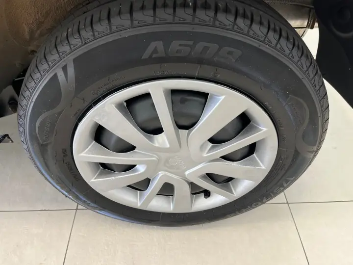 SANDERO 1.0 AUTHENTIQUE 16V FLEX 4P MANUAL
