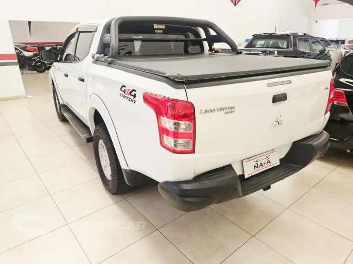 L200 TRITON 2.4 16V Turbo GL CD 4X4
