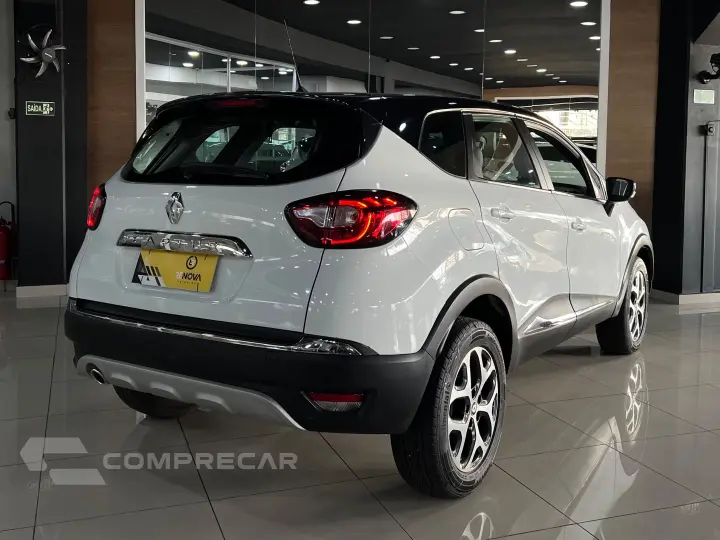 CAPTUR 2.0 16V HI-FLEX INTENSE AUTOMÁTICO