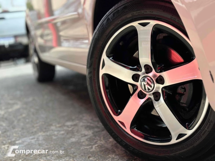 POLO SEDAN 1.6 MI 8V FLEX 4P MANUAL
