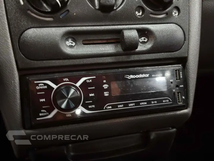 CLASSIC 1.0 MPFI LS 8V FLEX 4P MANUAL