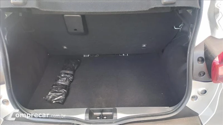 KWID 1.0 12V SCE Outsider