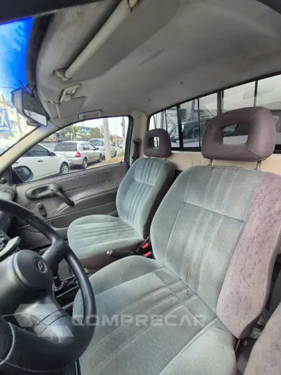 Corsa Sedan GL 1.6  MPFI 4p