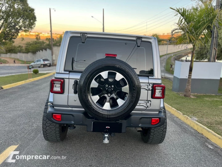 WRANGLER 2.0 TURBO GASOLINA UNLIMITED OVERLAND 4P 4X4 AT8