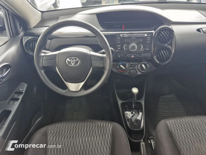 Etios Hatch 1.3 16V 4P FLEX X AUTOMÁTICO