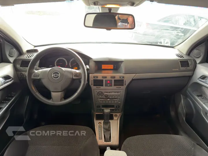VECTRA 2.0 MPFI GT Hatch 8V
