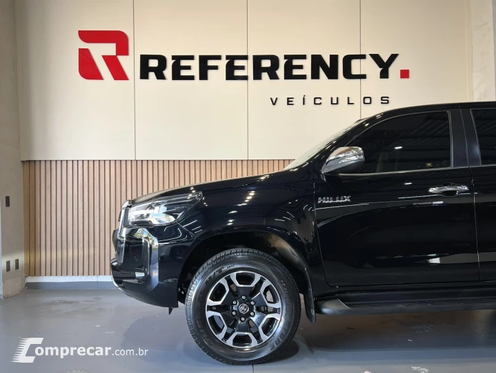 HILUX 2.8 D-4D TURBO DIESEL CD SRX 4X4 AUTOMÁTICO